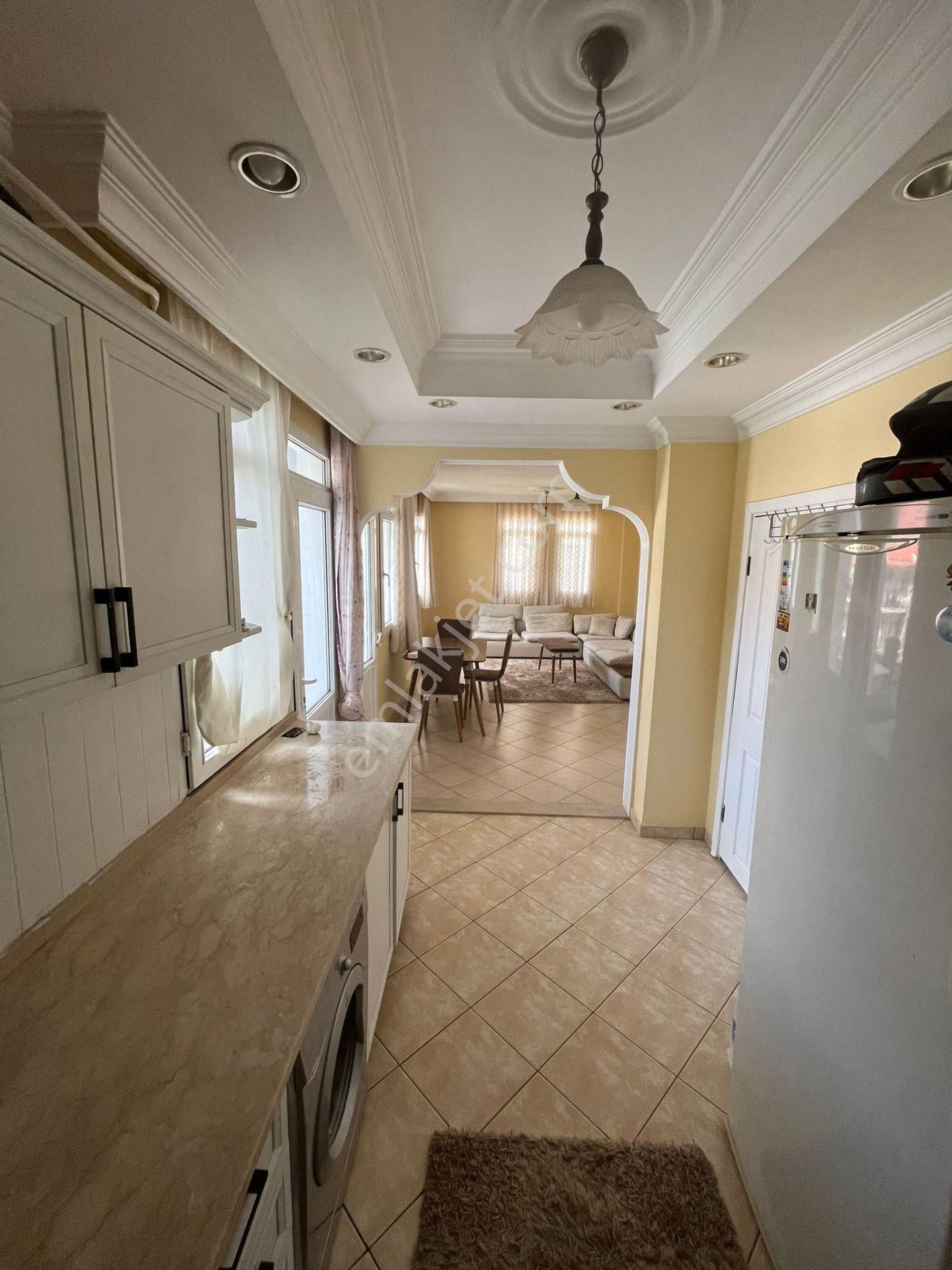 Stop’tan Taşyaka *merkezi Konumda* 2+1 Arakat Daire