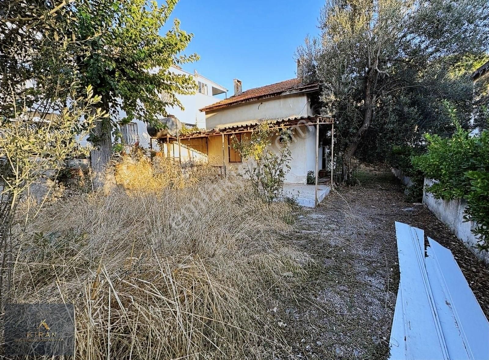 İzmir Aliağa Yenişakran Mah. Bozburun Mevkii'de Satılık Arsa