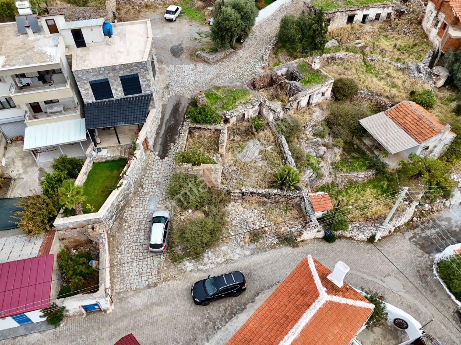 Kazıklı'da Deniz Manzaralı 215m² Avlulu Arsa + 2 Eski Yapı - Görsel 16