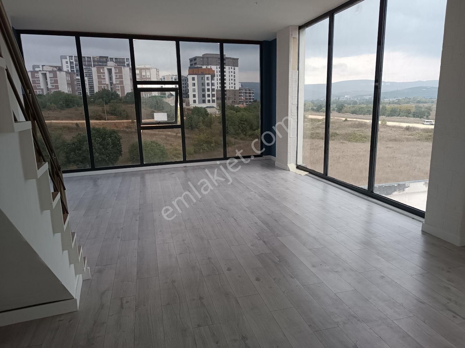 Relax Tr'den Kiralık Dubleks Üç Cepheli Köşe İşyeri - Görsel 17