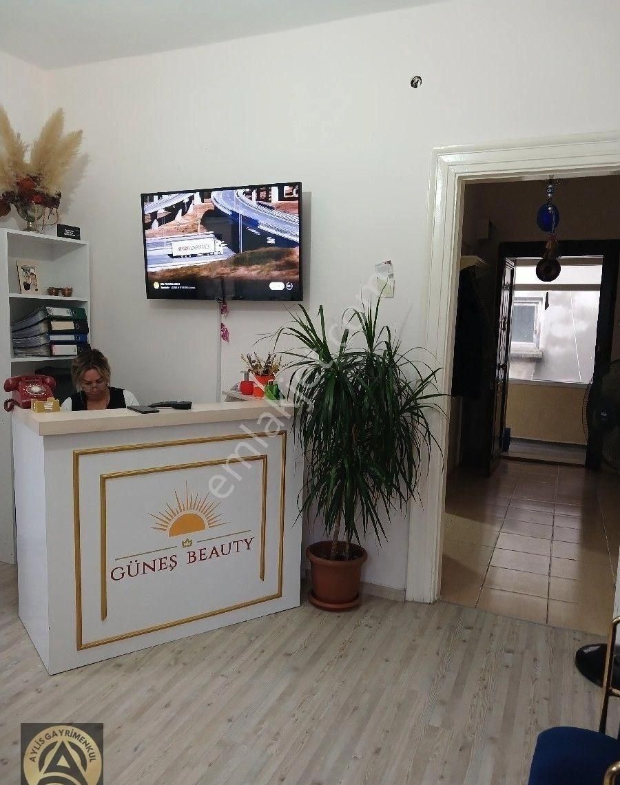 Sarıyer Merkezde Aktif Devren Güzellik Merkezi.
