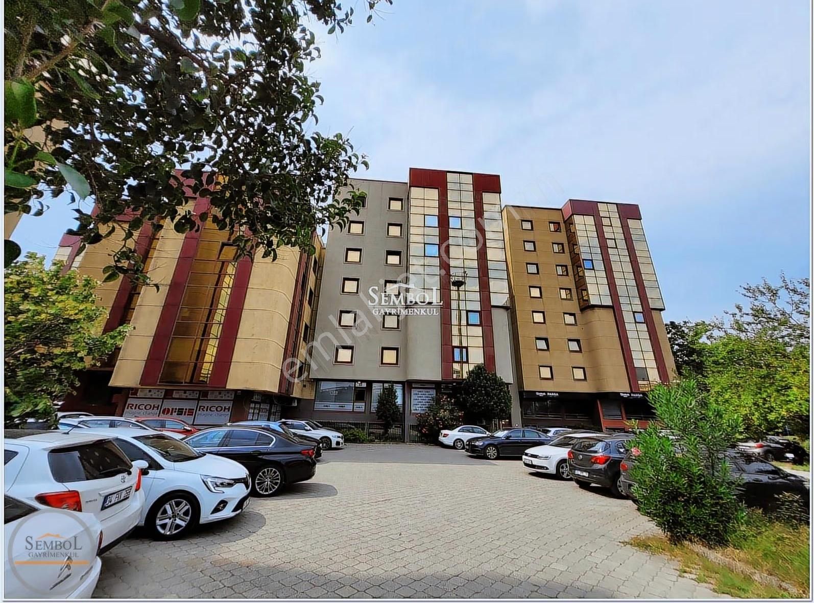 Kozyatağı E5 Zitaş Blokları Yatırımlık Plaza Katı Satılık - Görsel 6