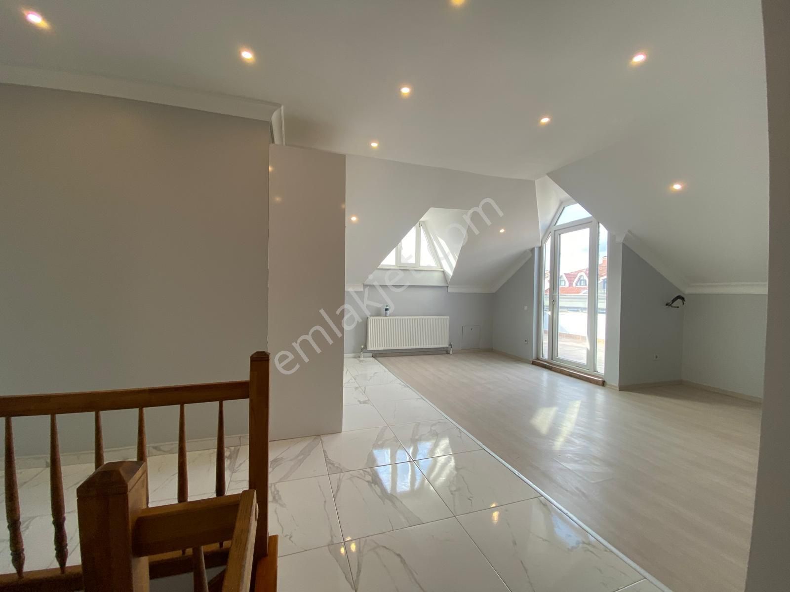 Bahçelievler Hurmalı Sokak Da 5+2 Satılık Dubleks Daire - Görsel 19