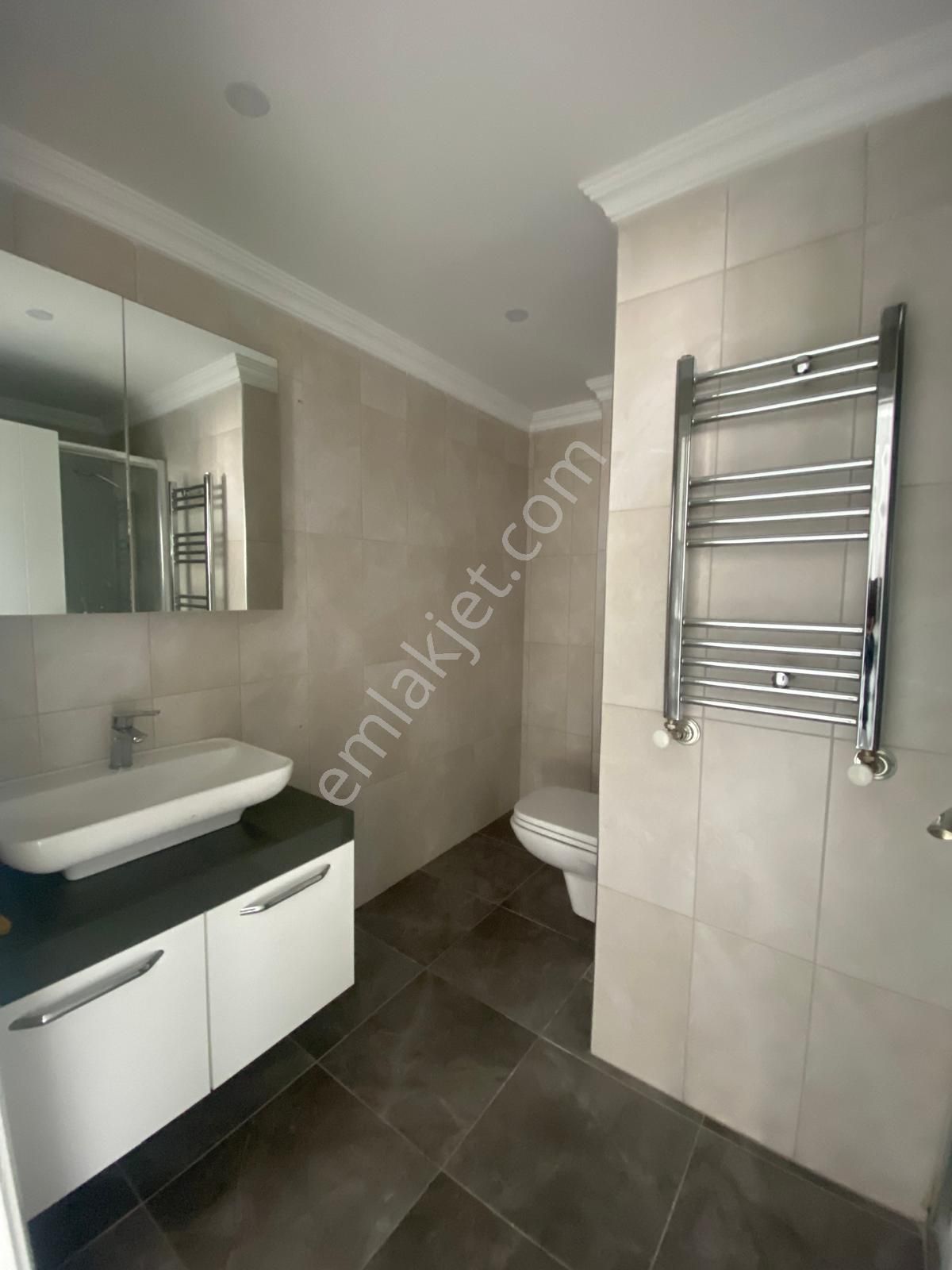 Bahçelievler Hurmalı Sokak Da 5+2 Satılık Dubleks Daire - Görsel 26