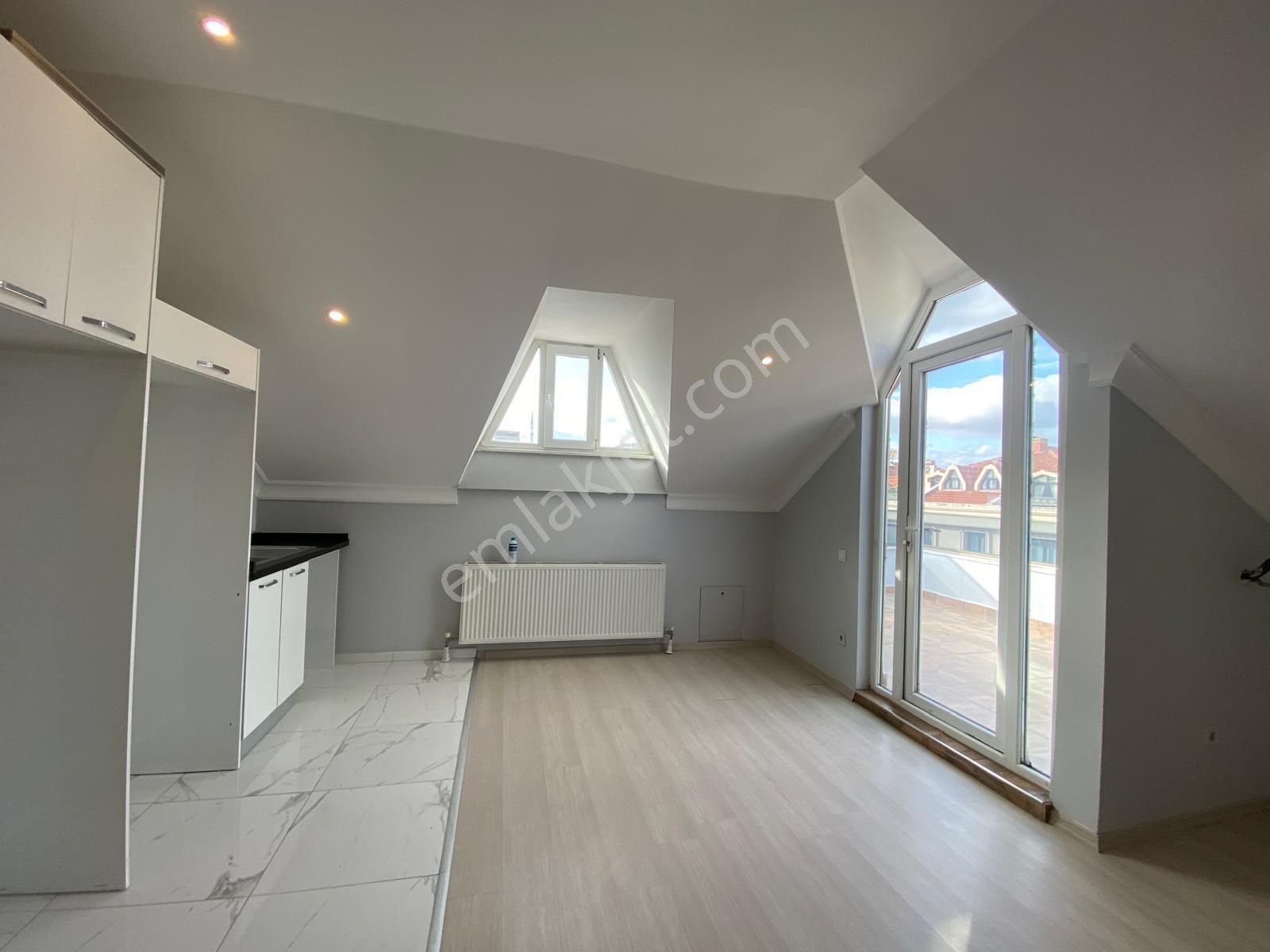 Bahçelievler Hurmalı Sokak Da 5+2 Satılık Dubleks Daire - Görsel 18