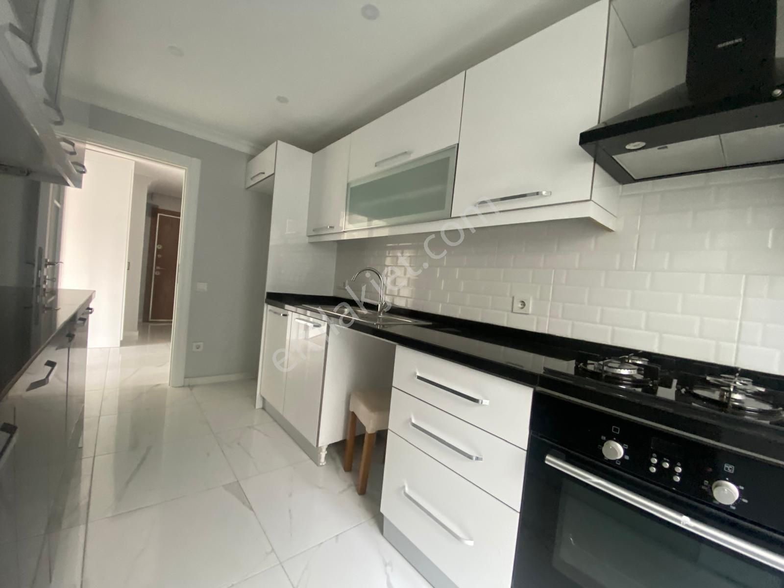 Bahçelievler Hurmalı Sokak Da 5+2 Satılık Dubleks Daire - Görsel 8