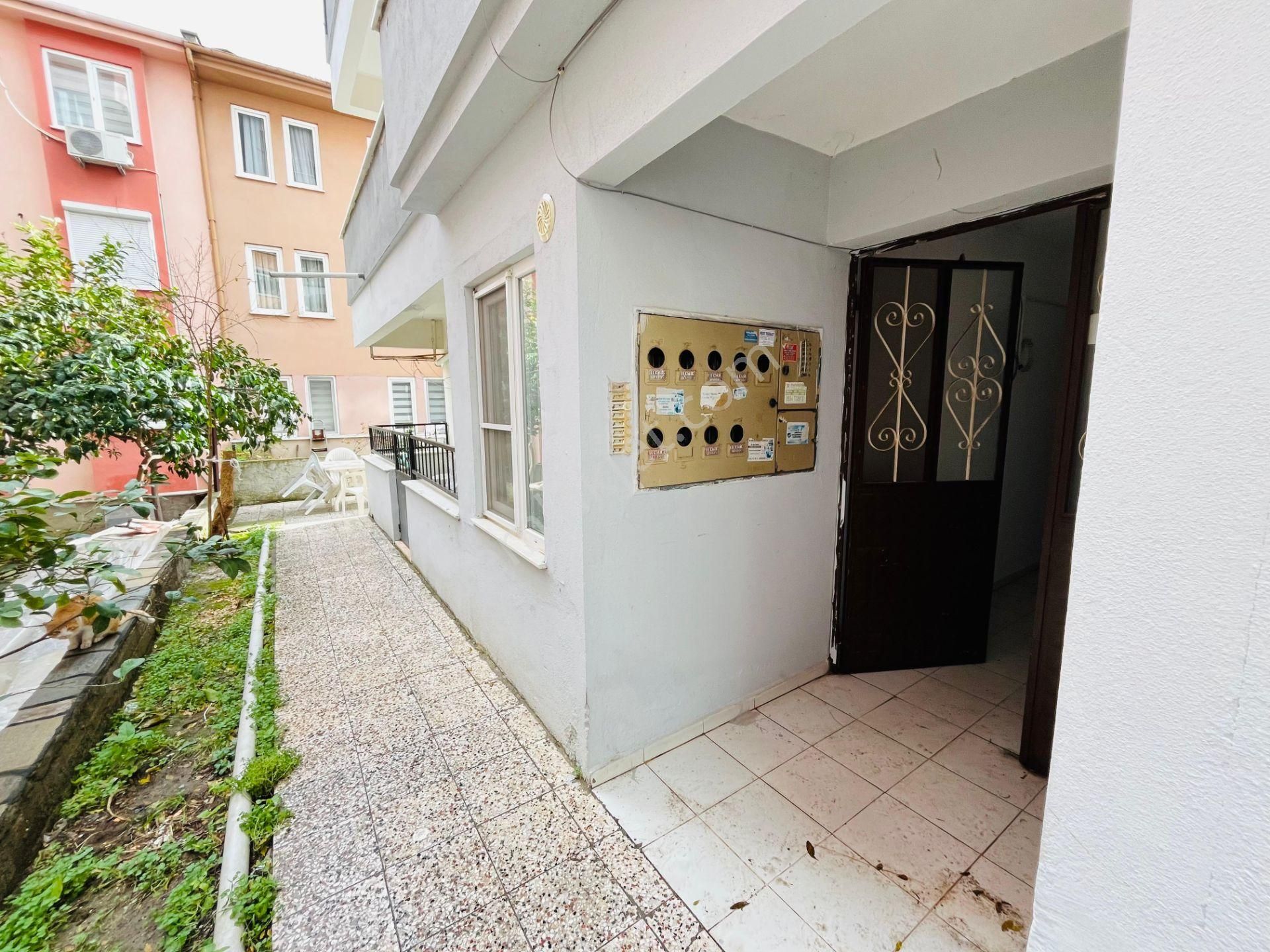 Altınoluk Merkezi Konumda Komple Yenilenmiş Geniş 1+1 Uygun Fiyatlı Daire - Görsel 19