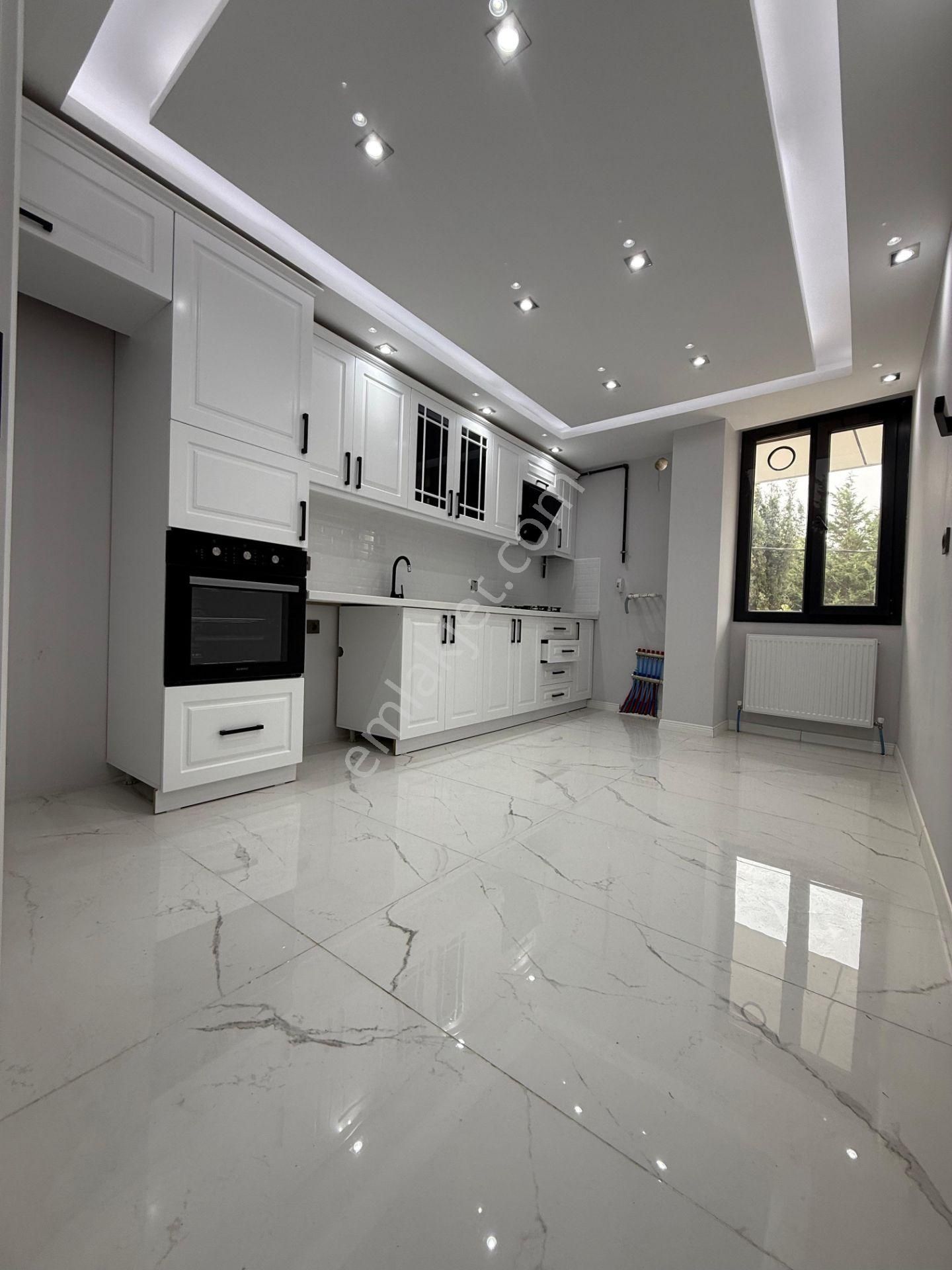 Çekmeköy Merkez Mh Satılık Ultra Lüks 2+1 85m2 Y.giriş Daire - Görsel 4