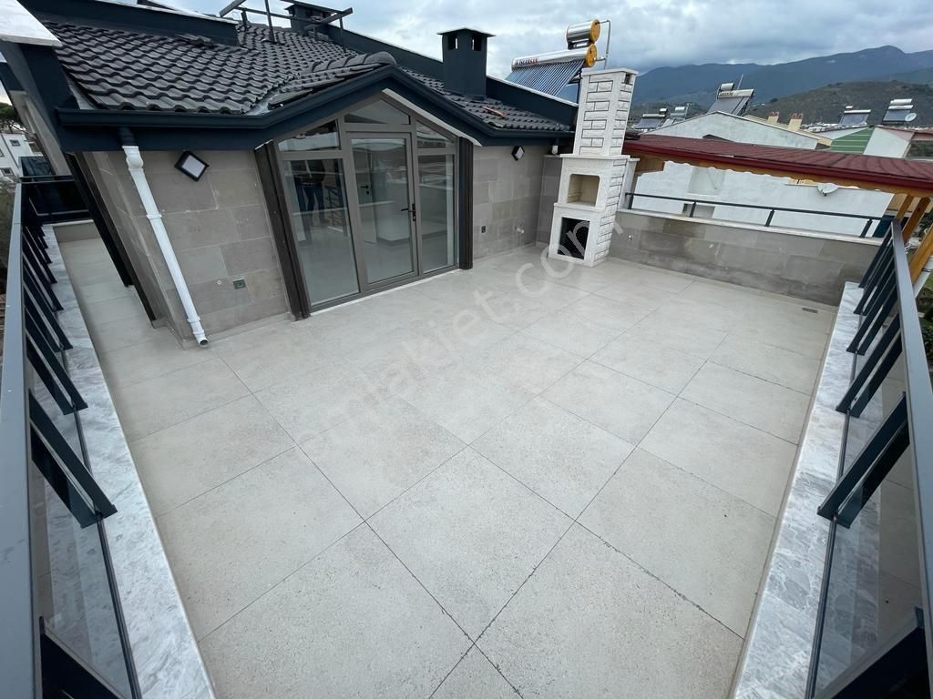 Sabri Pınarbaşı'dan Güre'de Deniz'e Çok Yakın Satılık Villa - Görsel 33