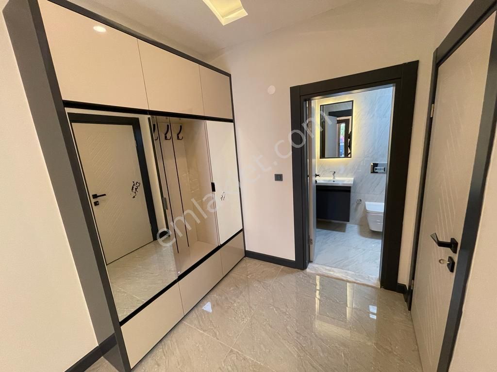 Sabri Pınarbaşı'dan Güre'de Deniz'e Çok Yakın Satılık Villa - Görsel 13