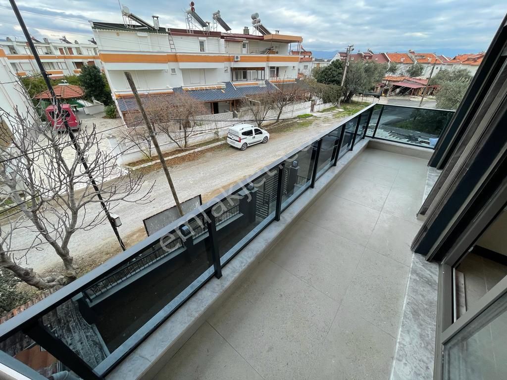 Sabri Pınarbaşı'dan Güre'de Deniz'e Çok Yakın Satılık Villa - Görsel 20