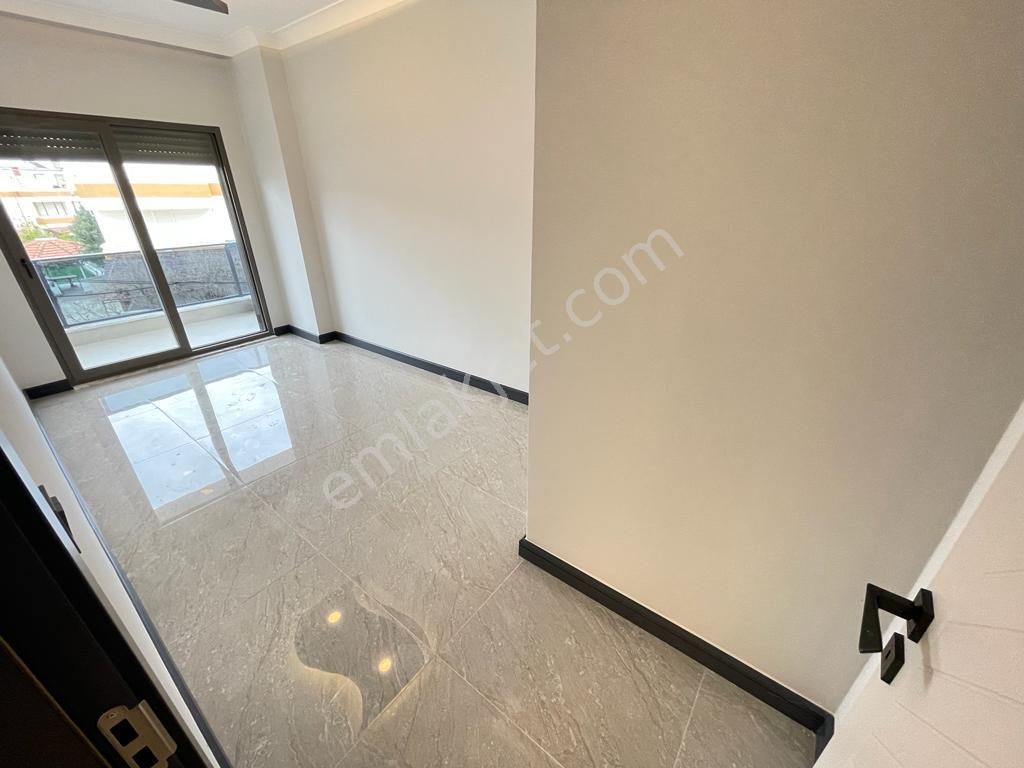 Sabri Pınarbaşı'dan Güre'de Deniz'e Çok Yakın Satılık Villa - Görsel 21