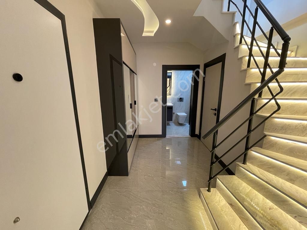 Sabri Pınarbaşı'dan Güre'de Deniz'e Çok Yakın Satılık Villa - Görsel 12