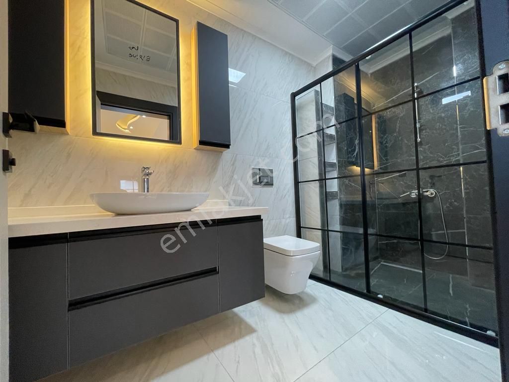 Sabri Pınarbaşı'dan Güre'de Deniz'e Çok Yakın Satılık Villa - Görsel 23