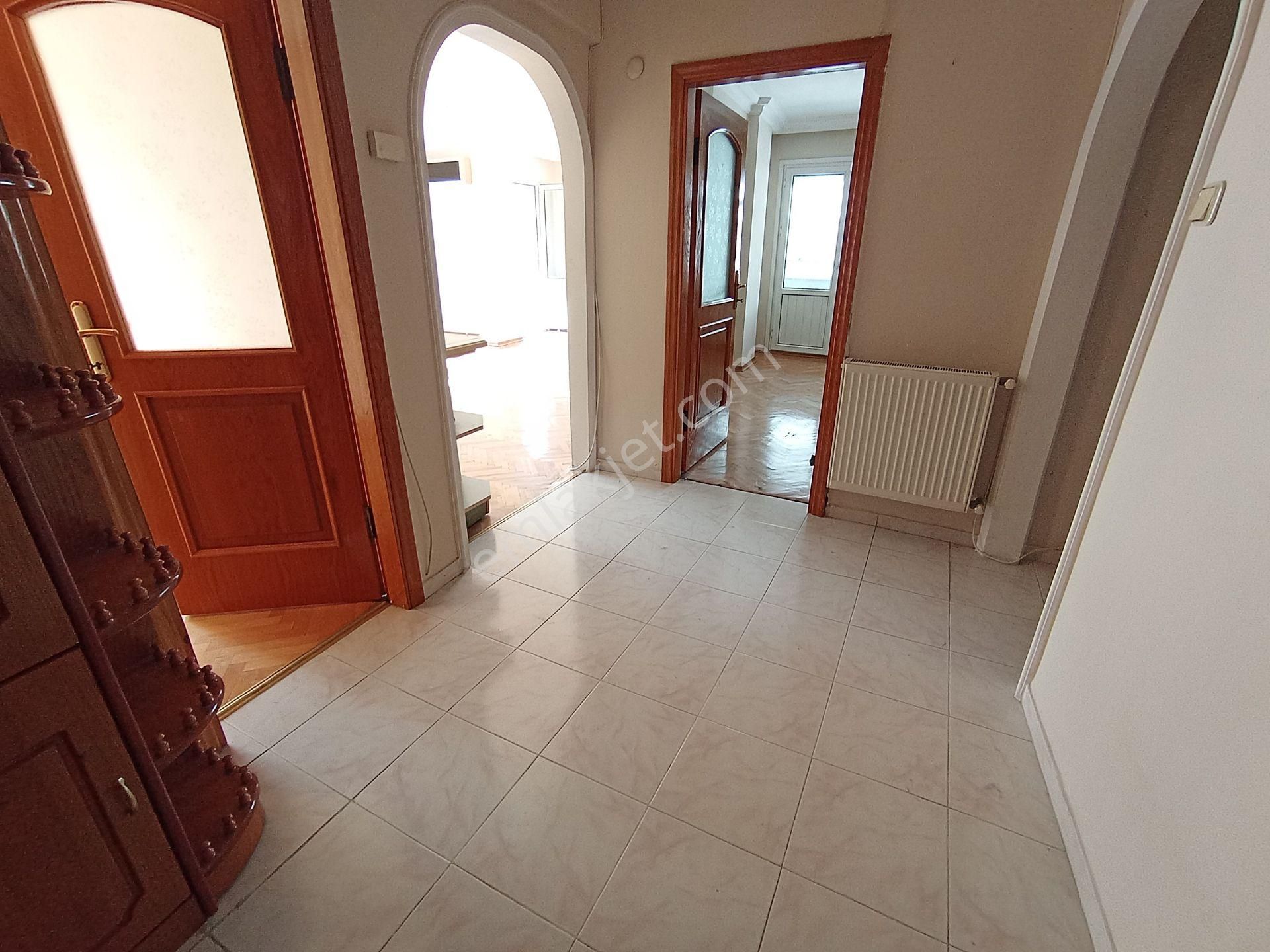 Deva Dan Elit Muhit Çiçekçi De Otoparklı Geniş 3+1 ((boş)) 3.arakat - Görsel 16