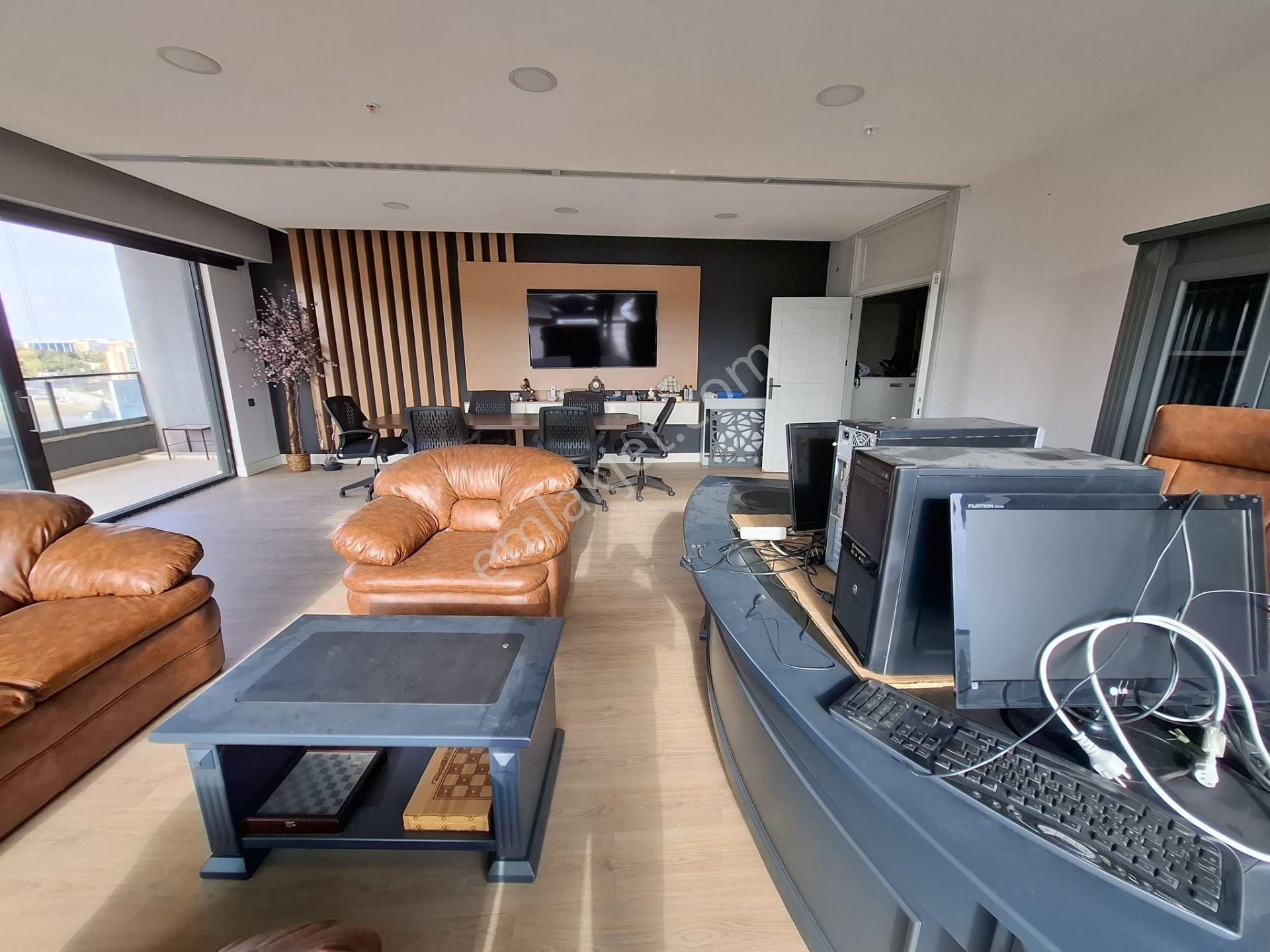 Çankaya Çayyolu Konutkent Eskişehiryolu Azel Urhan Kulede17.kat 4+1 200m2 Kiralık Eşyalı Lüks Ofis - Görsel 3