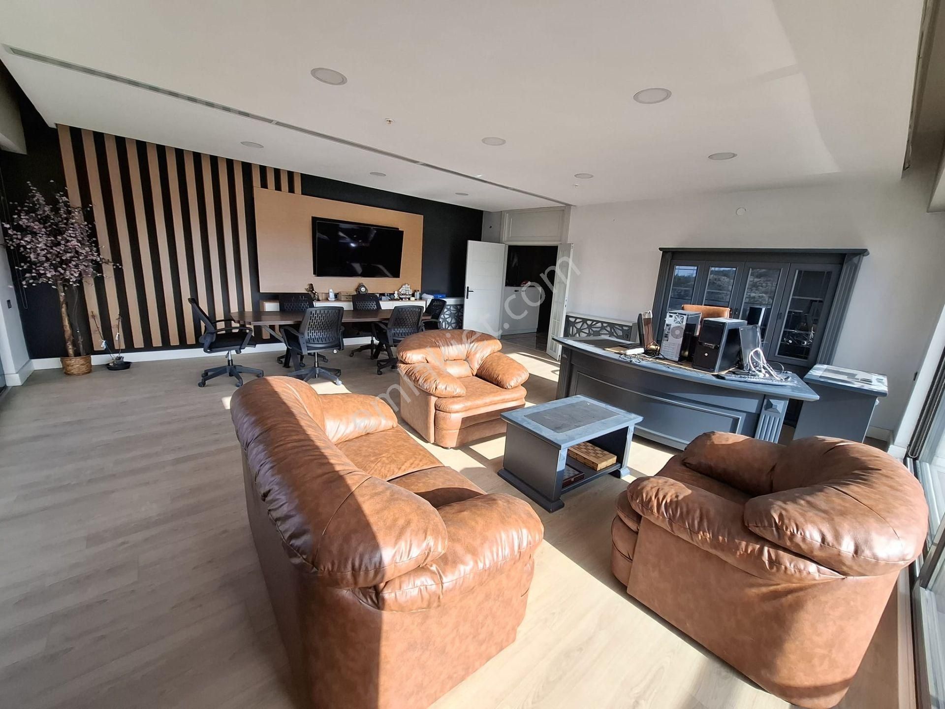 Çankaya Çayyolu Konutkent Eskişehiryolu Azel Urhan Kulede17.kat 4+1 200m2 Kiralık Eşyalı Lüks Ofis - Görsel 4
