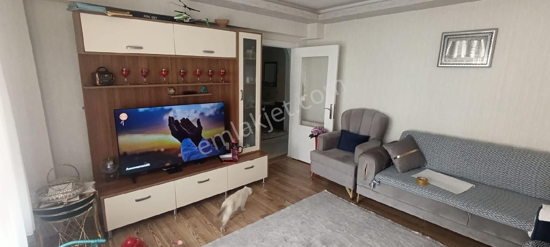 Yükseltepe Mah Satılık 3+1 Yapılı Geniş Ferah Giriş Kat - Görsel 15