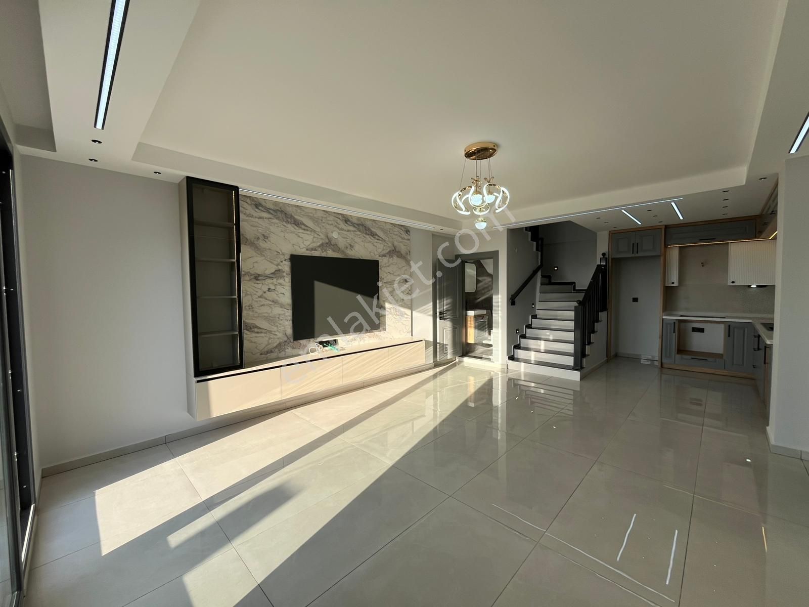 Didimde Havuzlu 3+1 Villa - Görsel 5