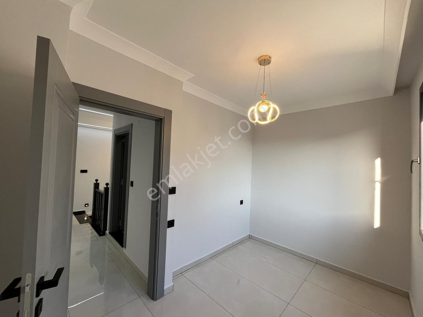 Didimde Havuzlu 3+1 Villa - Görsel 12