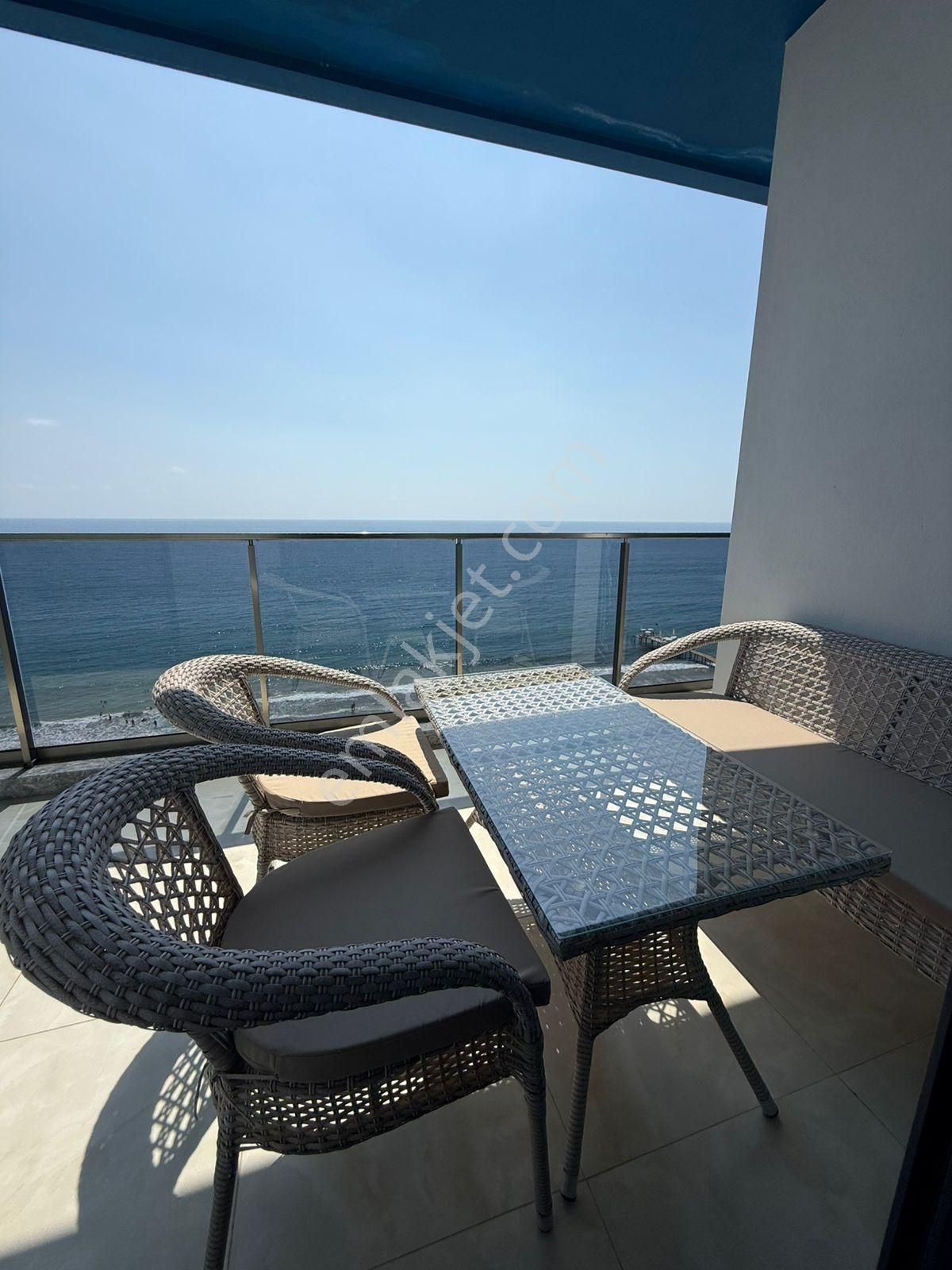 Mahmutlar Site İçi Full Deniz Manzaralı 2+1