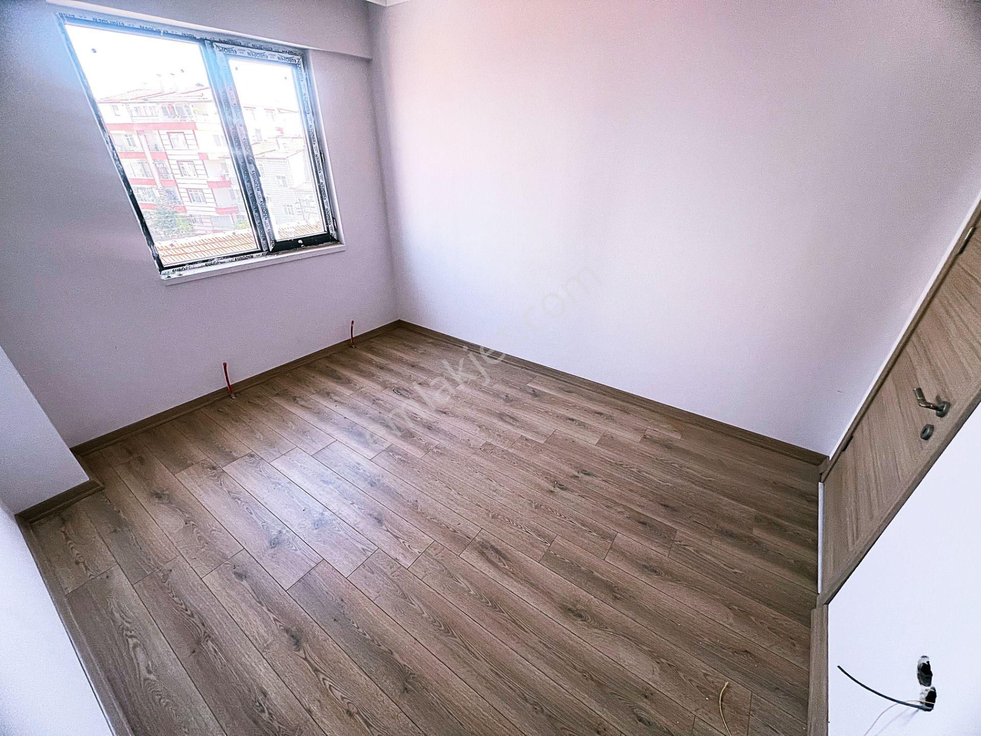 Cihandan Güventepe De Kalaballı Ve Güventepe Cadde Yakını Satlık Sıfır 3+1 Daire - Görsel 26