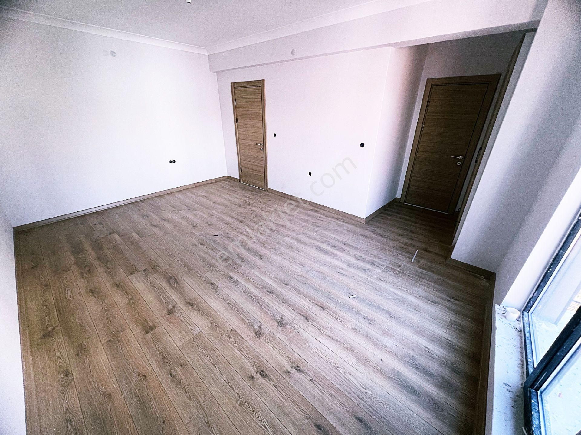 Cihandan Güventepe De Kalaballı Ve Güventepe Cadde Yakını Satlık Sıfır 3+1 Daire - Görsel 30