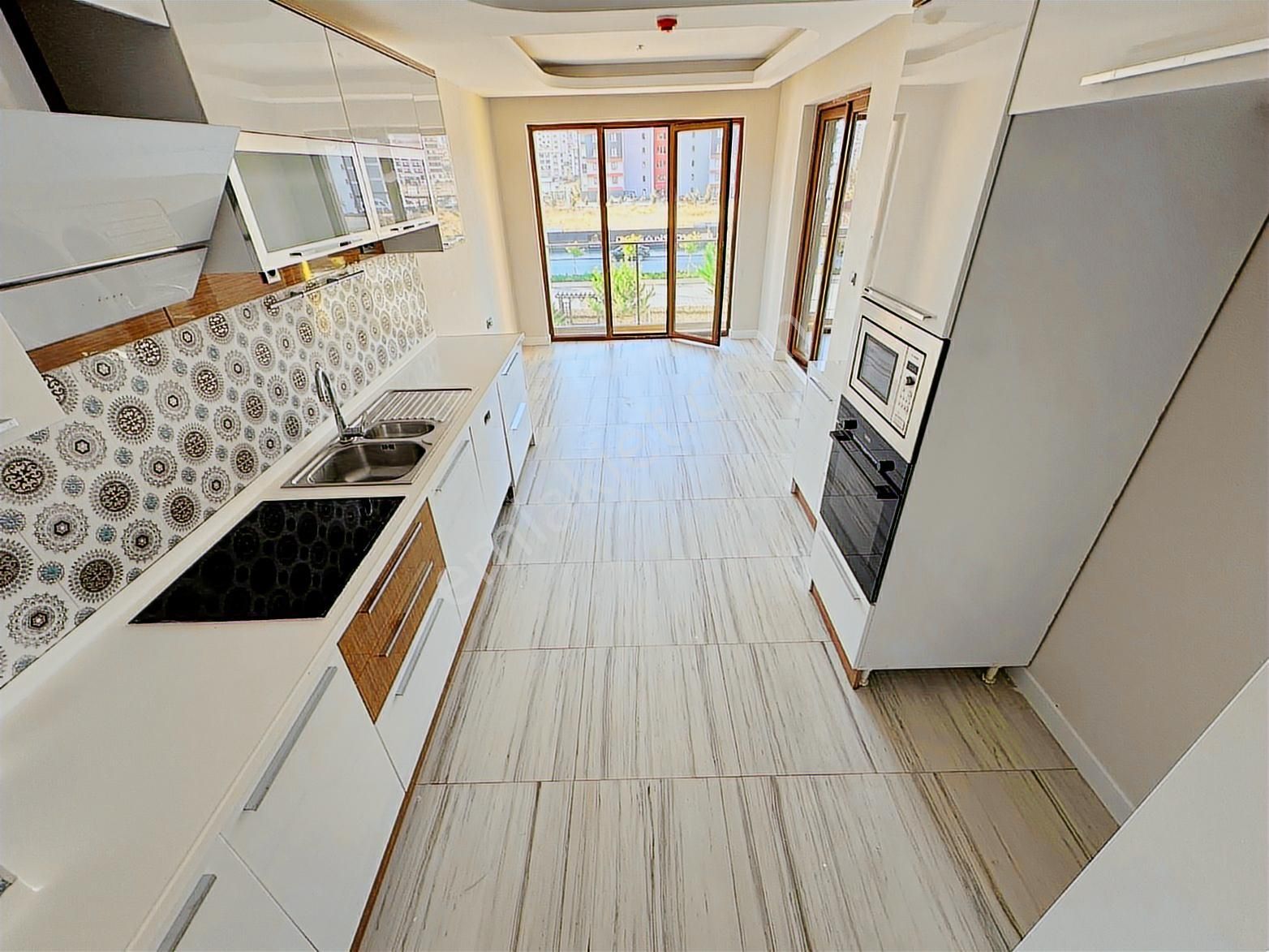 Ova Gross Çaprazı 2.kat 4+1 Lüx Yapılı Ön Cephe Kupon Site Daire - Görsel 24