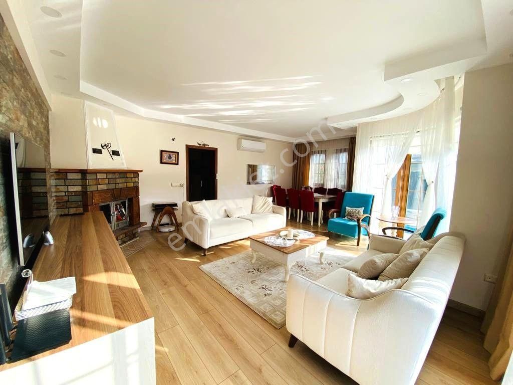 Goldhouse Dan Satılık Villa Akarca Da Havuzlu 4+1 - Görsel 8