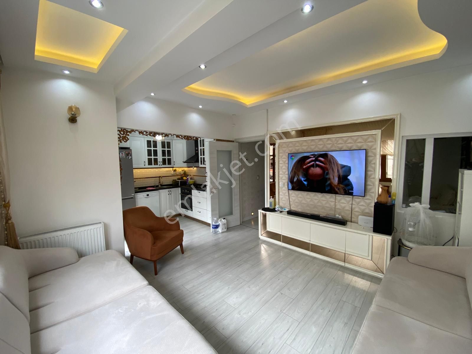 Acill Konak Zeytinlik Mah.de Kemer İzban Yakını 2+1 85m2 Dgazlı Asansörlü Lüx Satılık Daire - Görsel 5