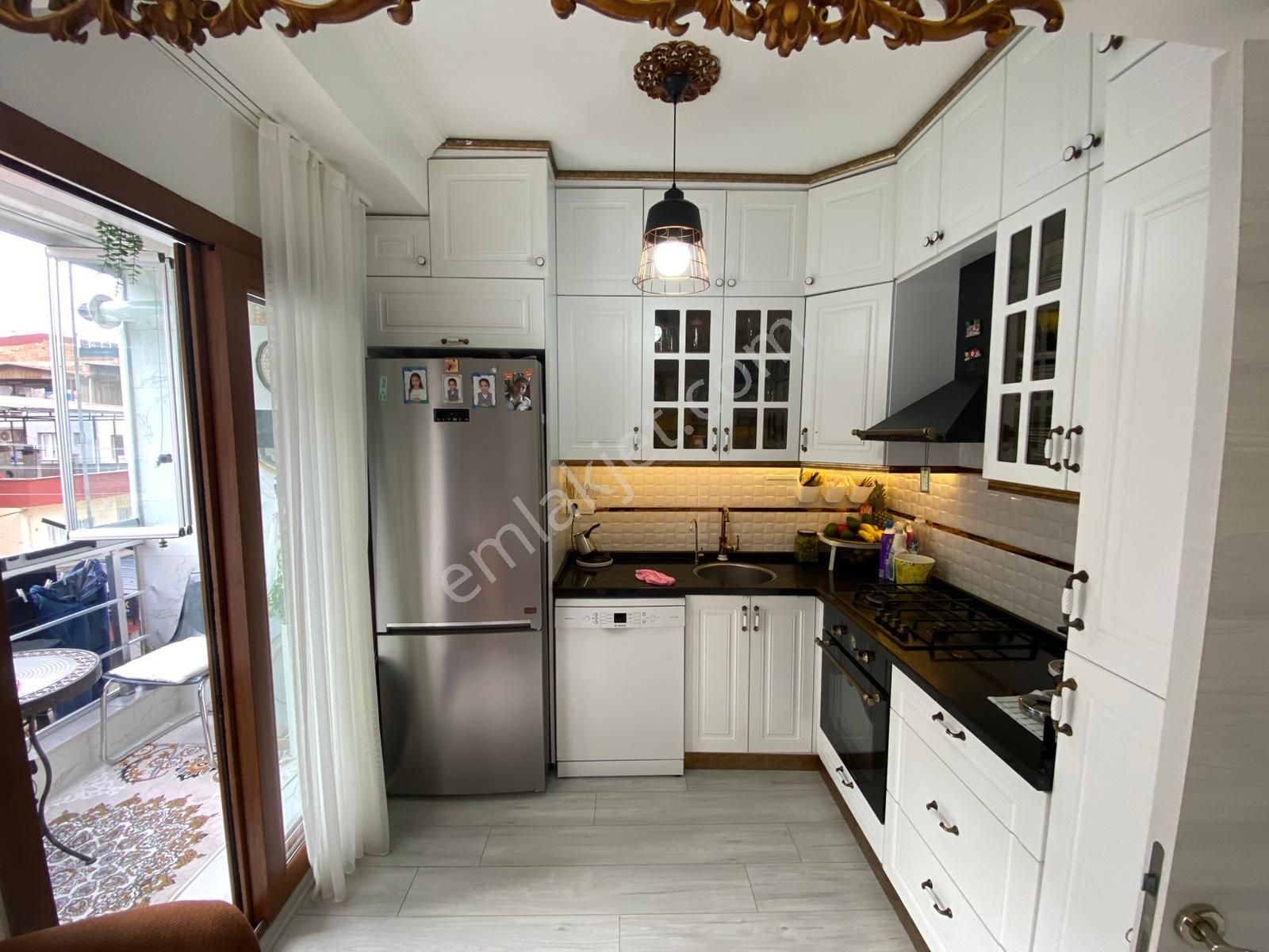 Acill Konak Zeytinlik Mah.de Kemer İzban Yakını 2+1 85m2 Dgazlı Asansörlü Lüx Satılık Daire - Görsel 21