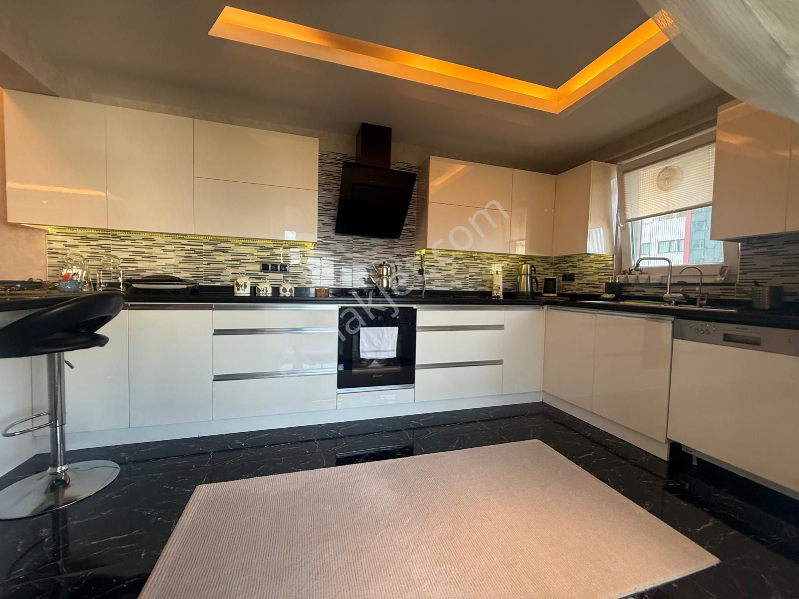 Damla Vadi Sitesi Meşe Tesislerinde 150m² 3+1 Daire - Görsel 8