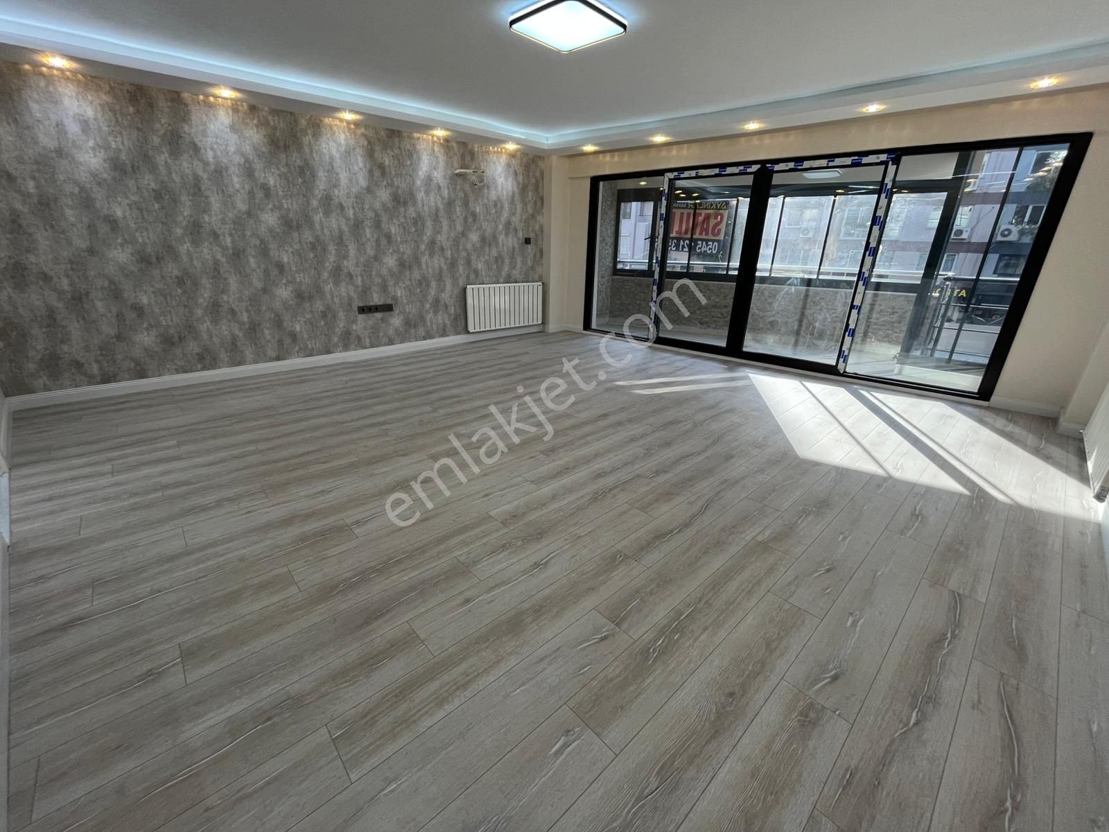 Mithatpaşa Cad. Arakat Full Yapılı 3+1 Asansörlü Daire - Görsel 12