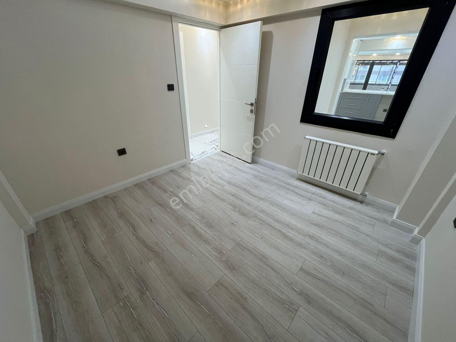 Mithatpaşa Cad. Arakat Full Yapılı 3+1 Asansörlü Daire - Görsel 33