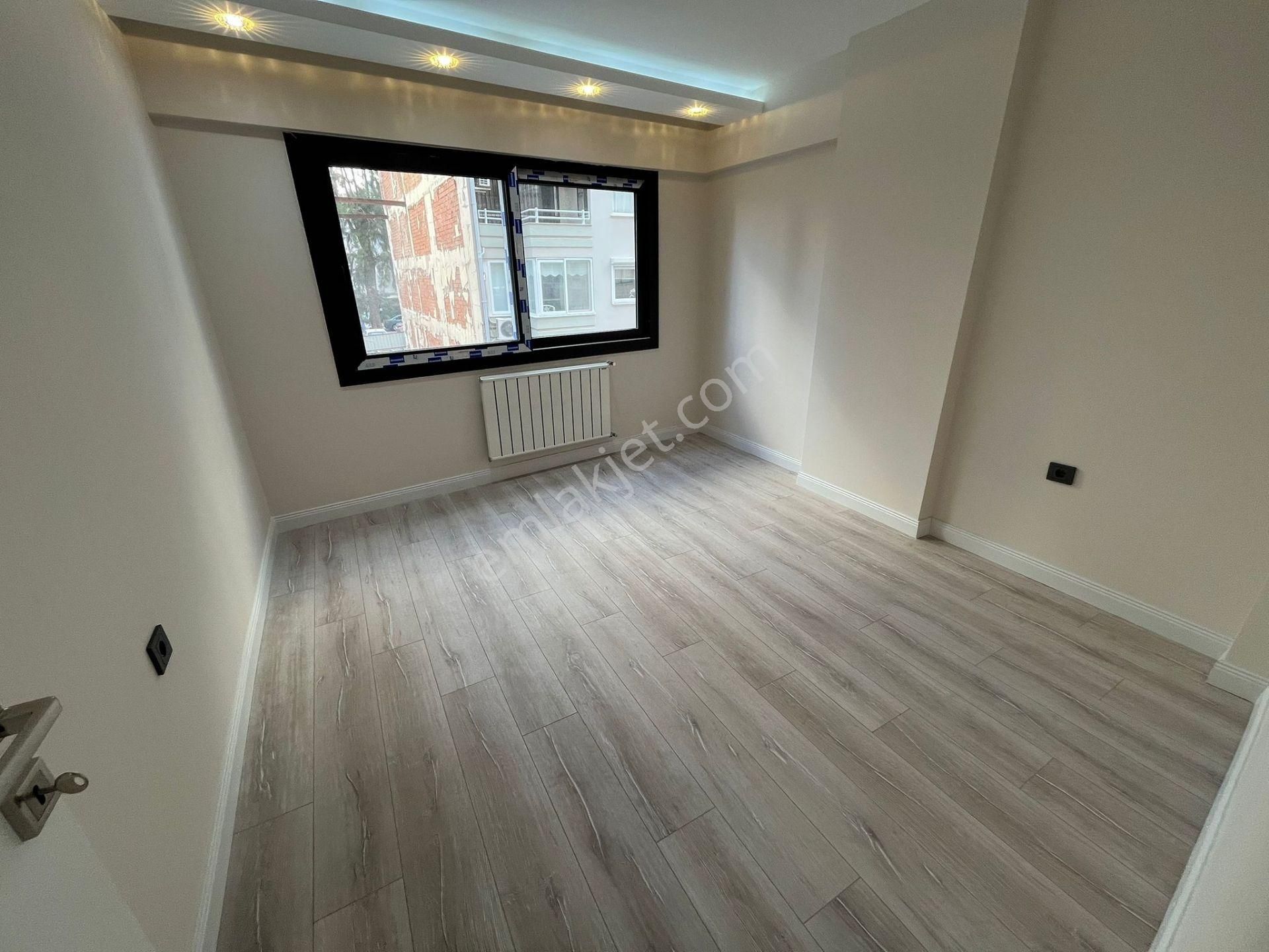 Mithatpaşa Cad. Arakat Full Yapılı 3+1 Asansörlü Daire - Görsel 30