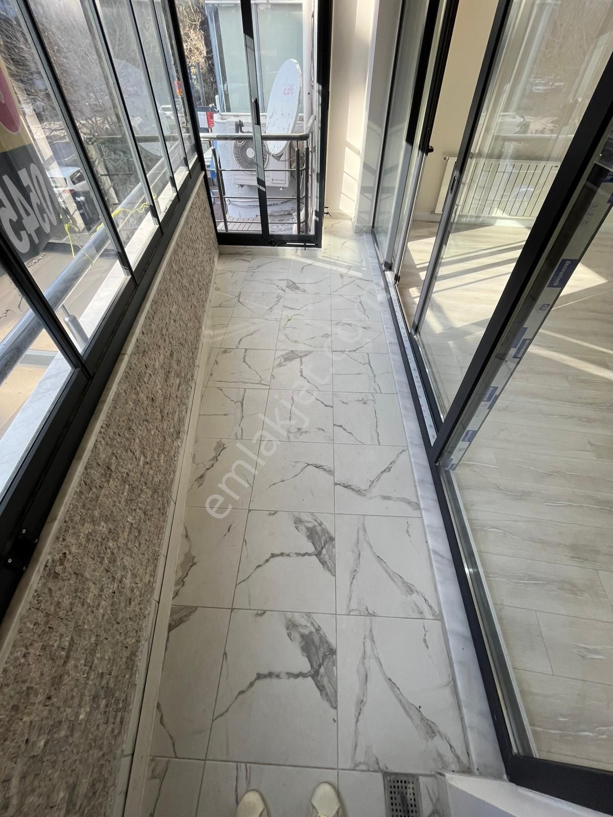 Mithatpaşa Cad. Arakat Full Yapılı 3+1 Asansörlü Daire - Görsel 17