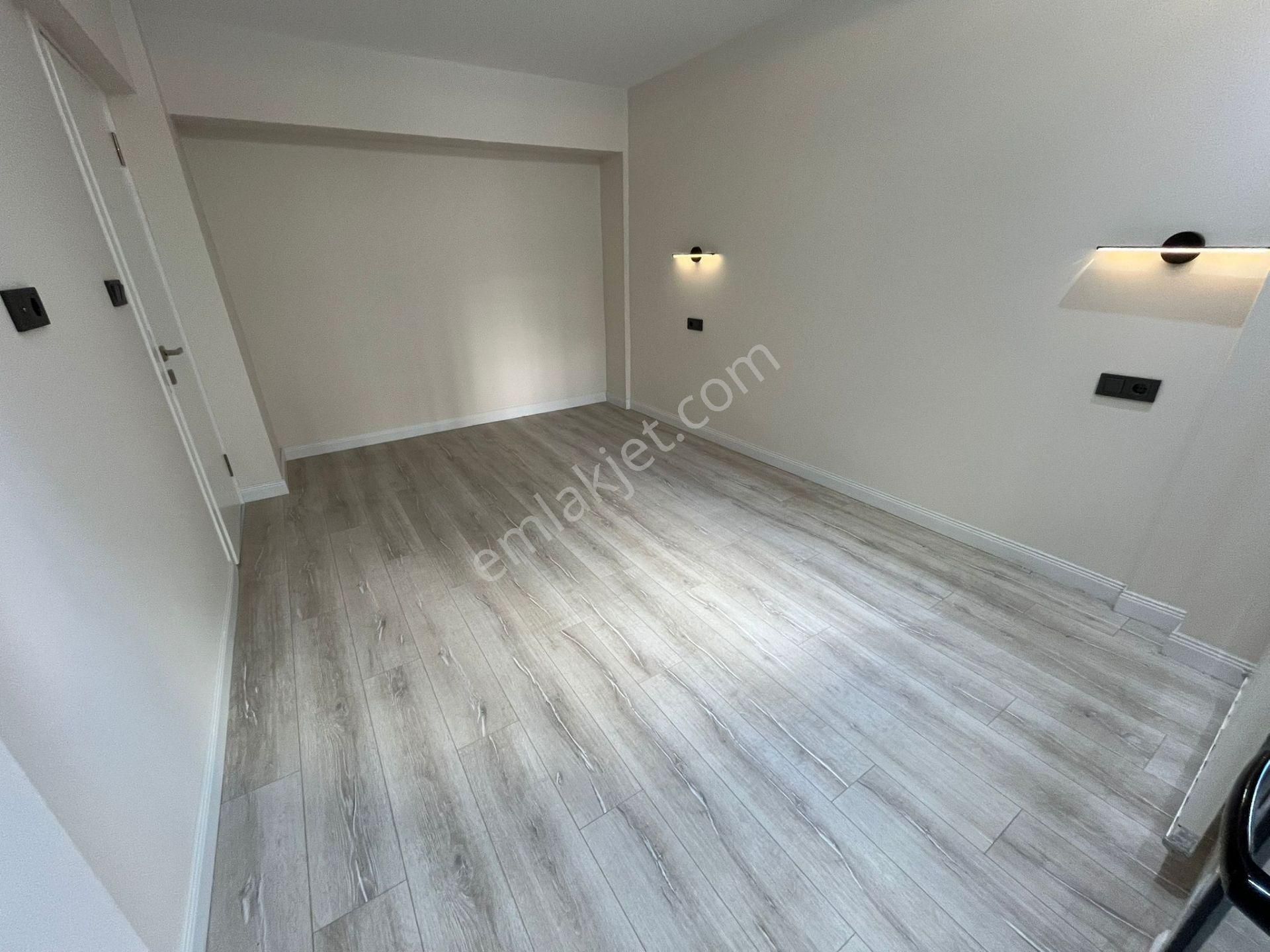 Mithatpaşa Cad. Arakat Full Yapılı 3+1 Asansörlü Daire - Görsel 26