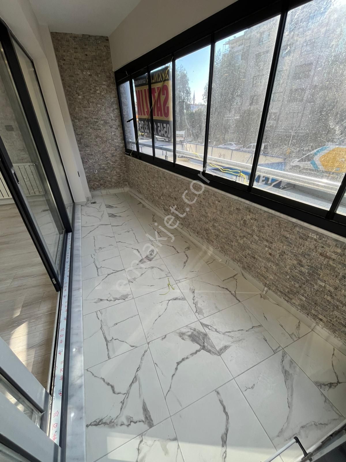 Mithatpaşa Cad. Arakat Full Yapılı 3+1 Asansörlü Daire - Görsel 18