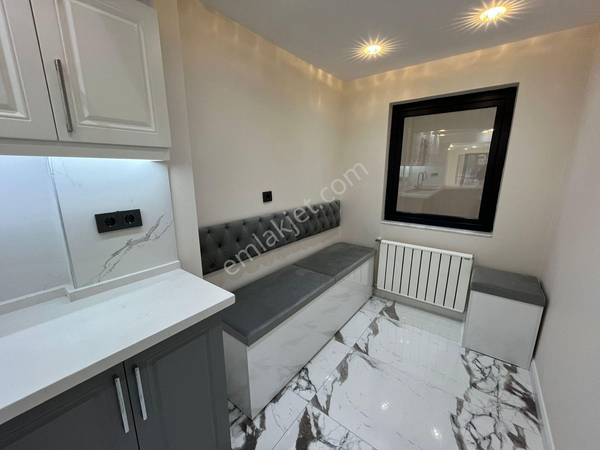 Mithatpaşa Cad. Arakat Full Yapılı 3+1 Asansörlü Daire - Görsel 8