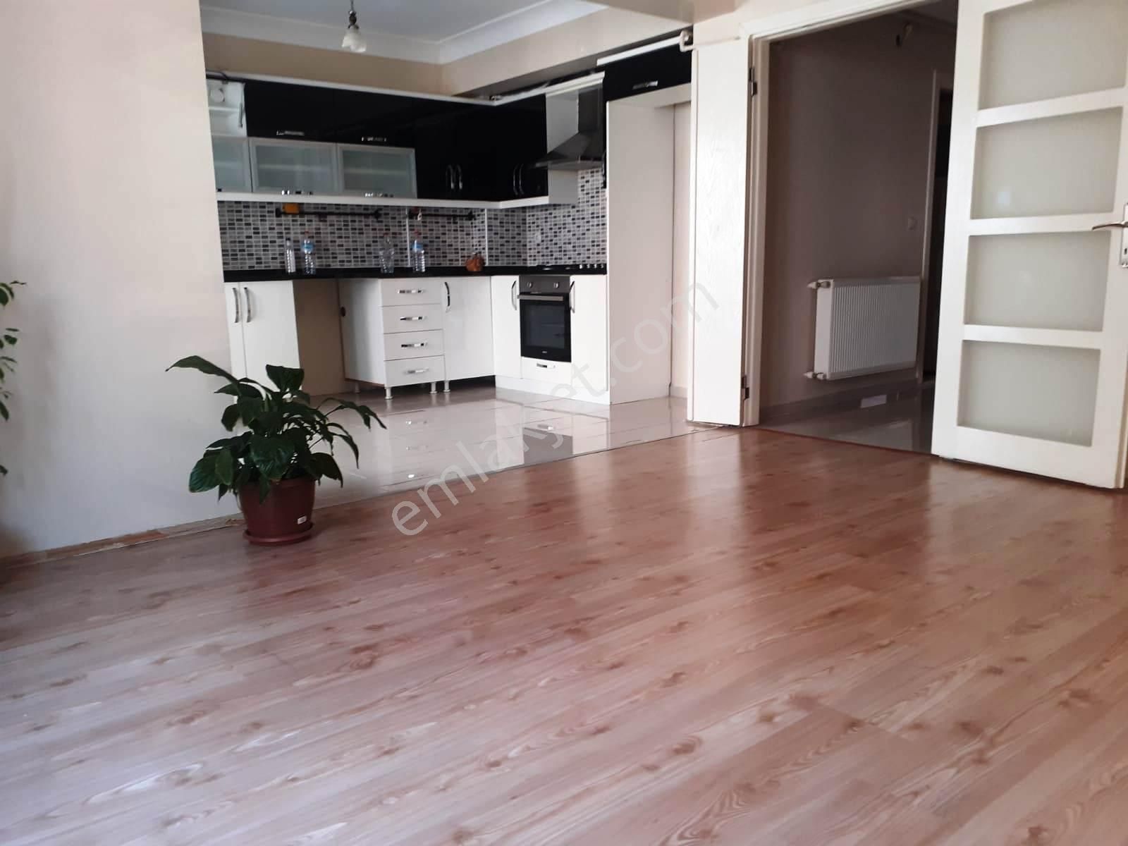 Güneş'ten Şirinyer Metro Yanı 2+1 100m A.kat Balkon A.mutfak - Görsel 9