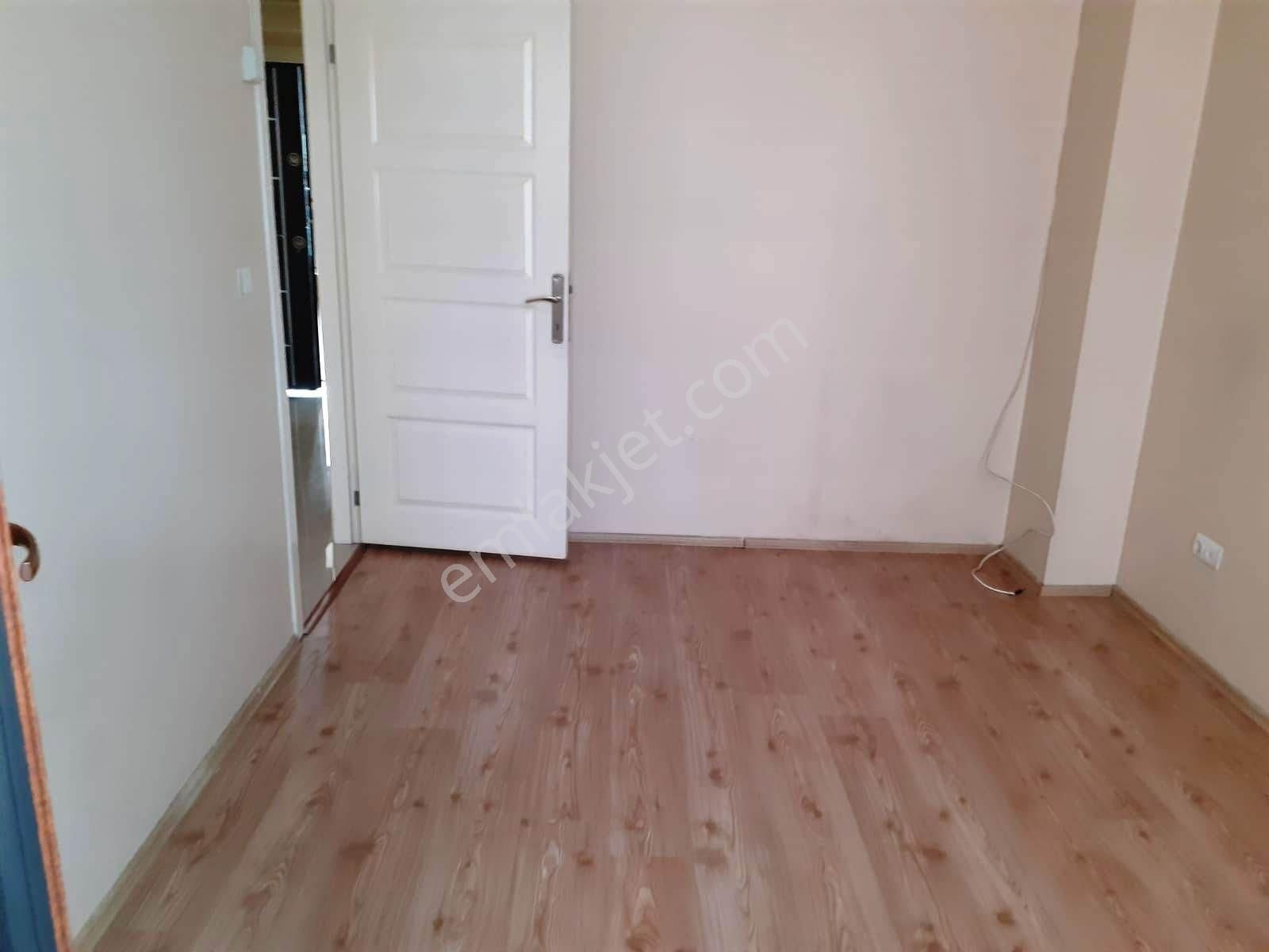 Güneş'ten Şirinyer Metro Yanı 2+1 100m A.kat Balkon A.mutfak - Görsel 3