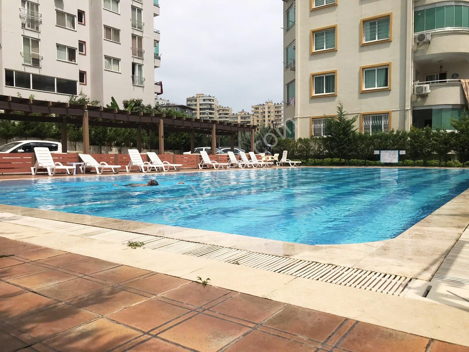 Mavibulvar Gürselpaşa’da Salon Mutfaklı Sosyal Aktiviteli Site İçi Full Cepheli Cazip Kaçmaz - Görsel 1