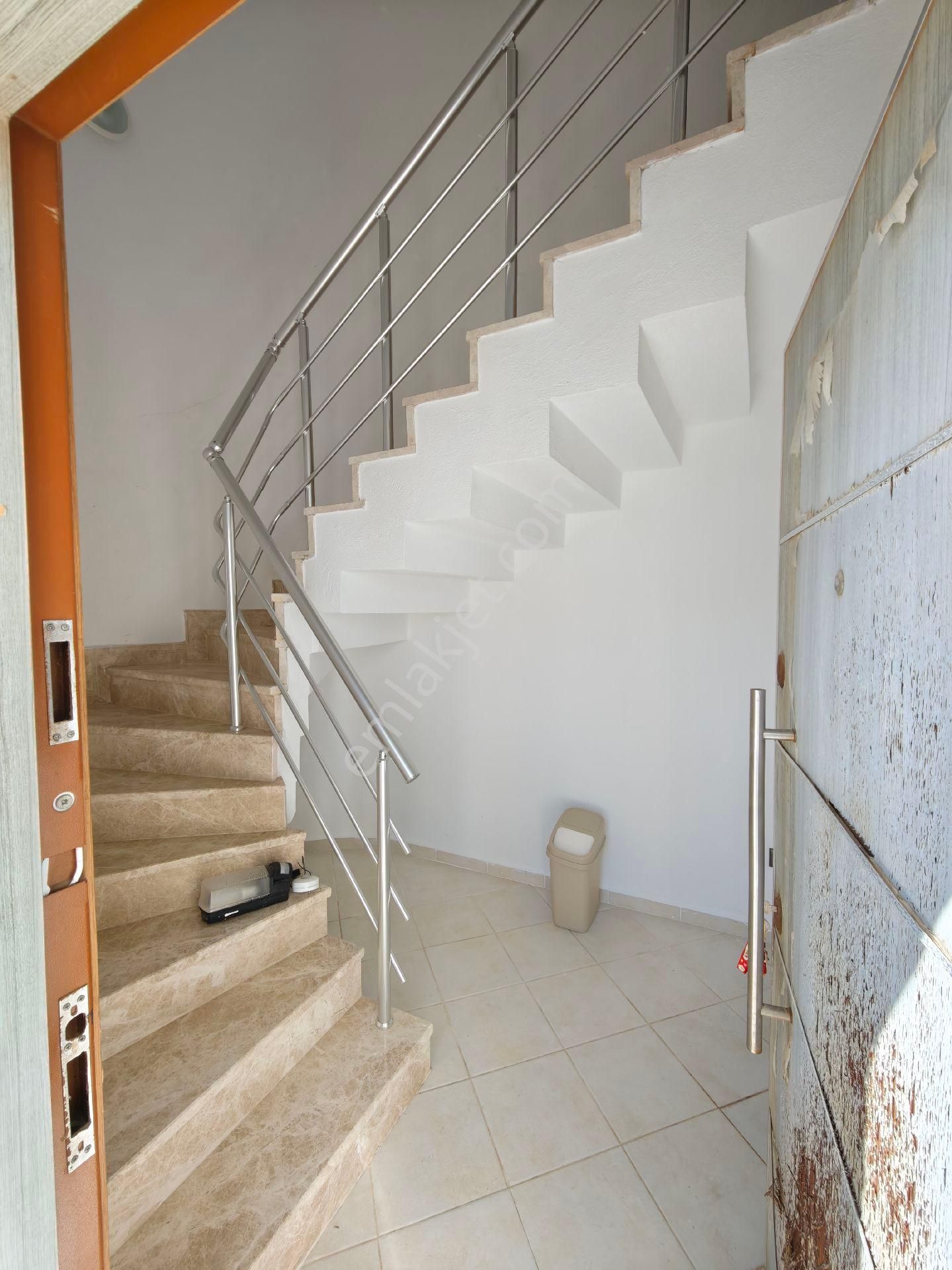 Agr Group'tan 12 Ay Kiralık Eşyasız Denize Sıfır Daire 2+1 ! - Görsel 22