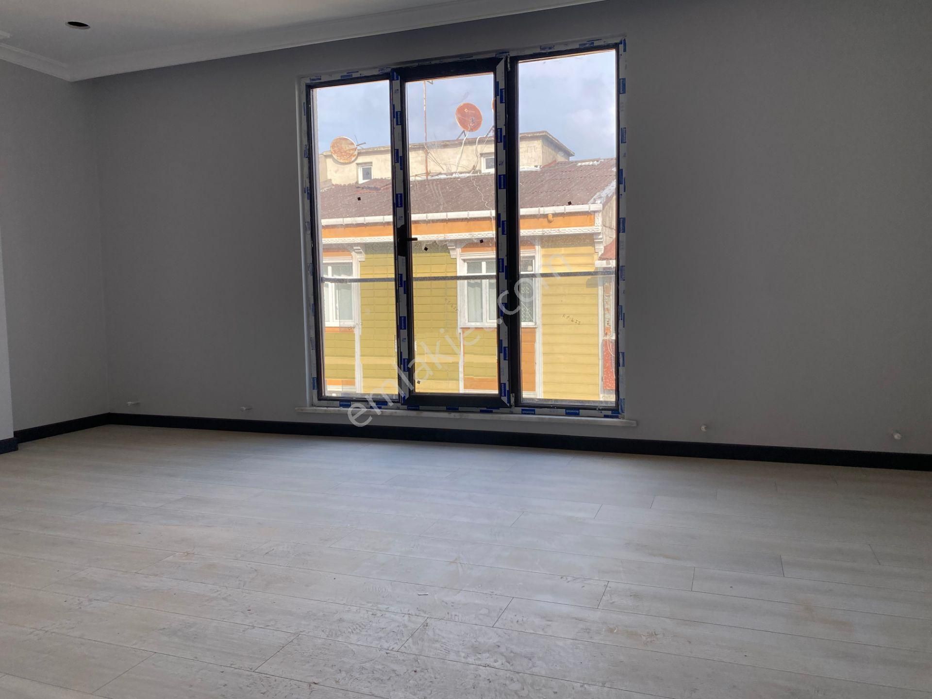 Avrupa Emlak Tan Esenler Fatih Mh 90m² 2+1 4.kat,sıfır Bina,tek Daire Üzerine,asansörlü,satılık