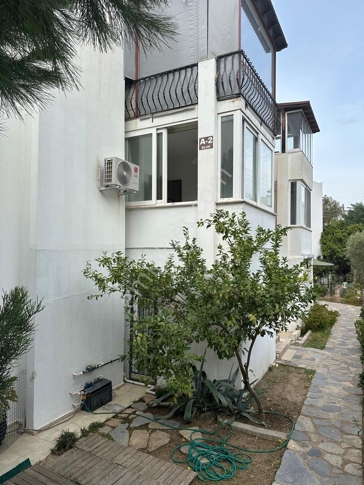 Bitez Bahçeşehir Koleji Yakınında Satılık 2+1 Ara Kat Daire - Görsel 3