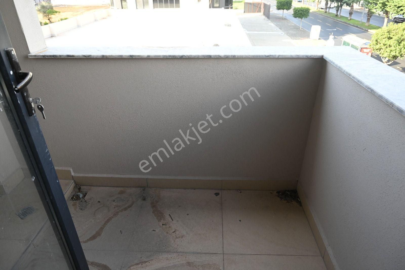 Ultra Lüks Site İçerisinde Havuzlu Doğal Gazlı 2+1 Satılık Daire - Görsel 37