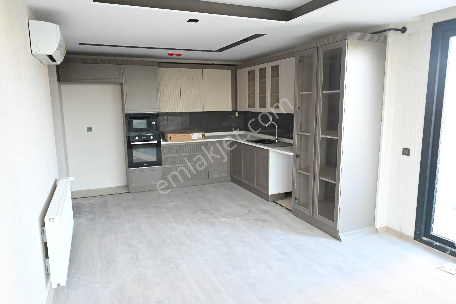 Ultra Lüks Site İçerisinde Havuzlu Doğal Gazlı 2+1 Satılık Daire - Görsel 11