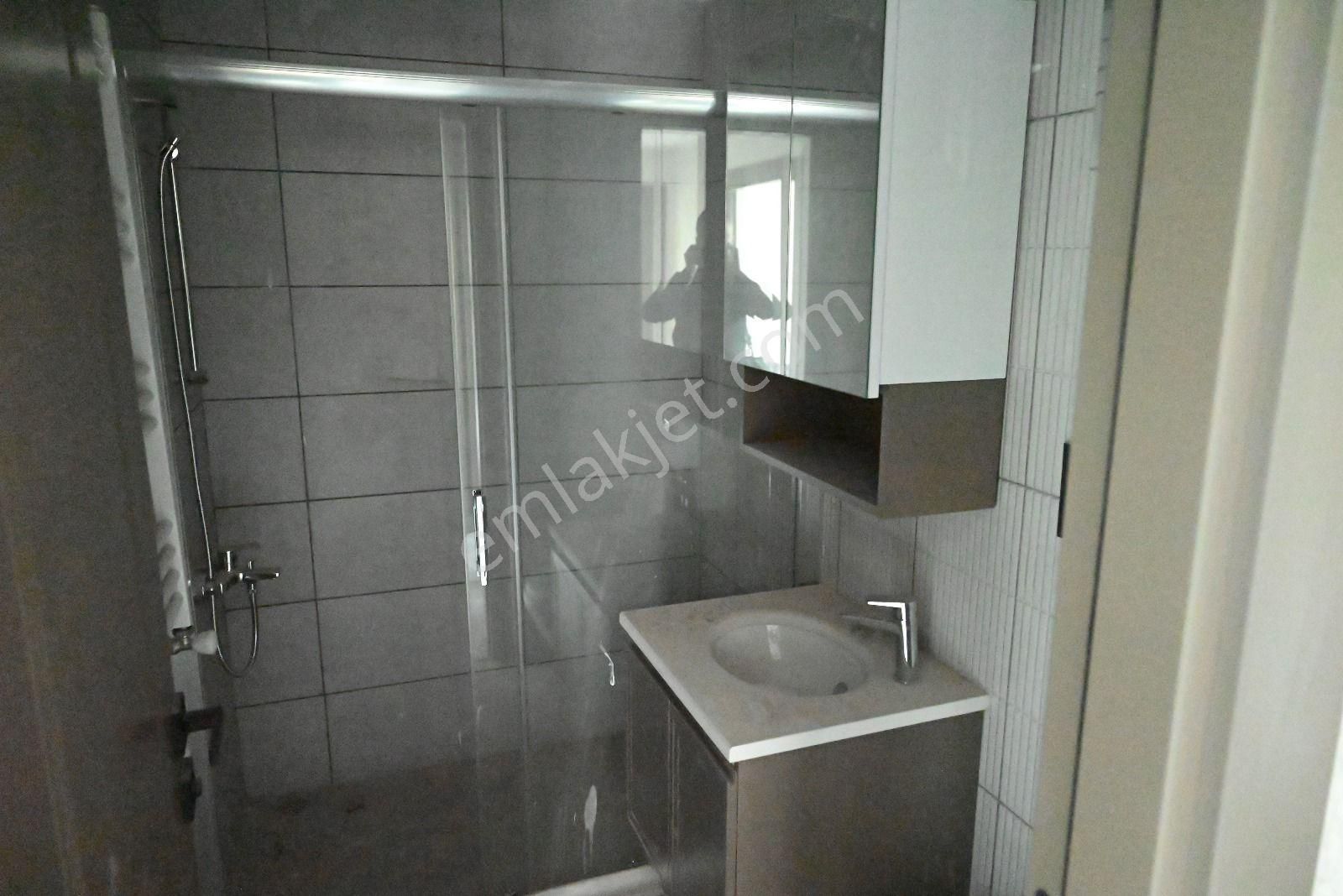 Ultra Lüks Site İçerisinde Havuzlu Doğal Gazlı 2+1 Satılık Daire - Görsel 38