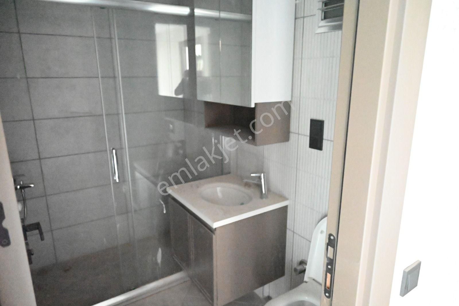 Ultra Lüks Site İçerisinde Havuzlu Doğal Gazlı 2+1 Satılık Daire - Görsel 27