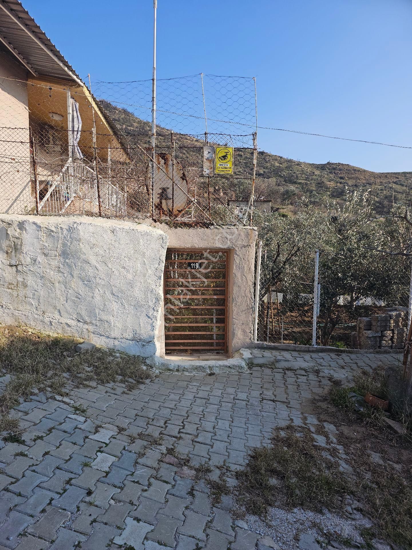 Bayındır Yeşilova Satılık 414 M2 Kargir Ev Ve Arsa - Görsel 8